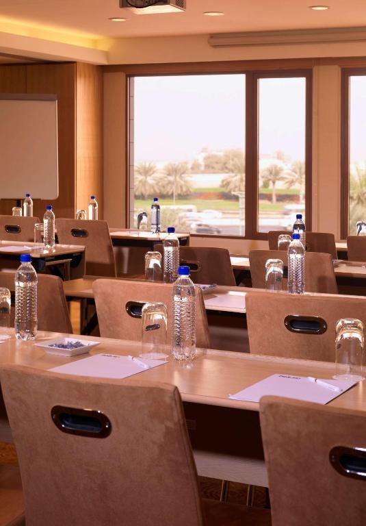 Golden Tulip Muscat