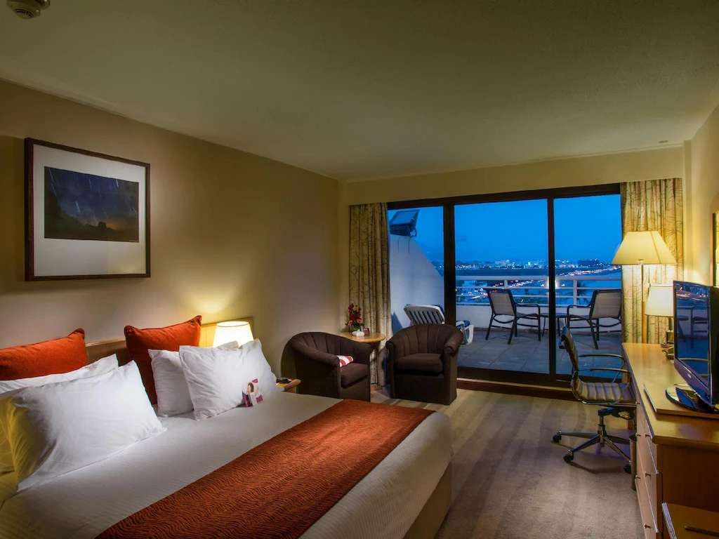Crowne Plaza Muscat By IHG