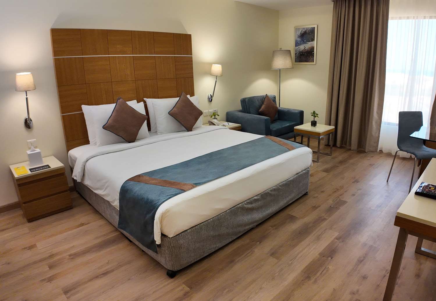 Golden Tulip Muscat