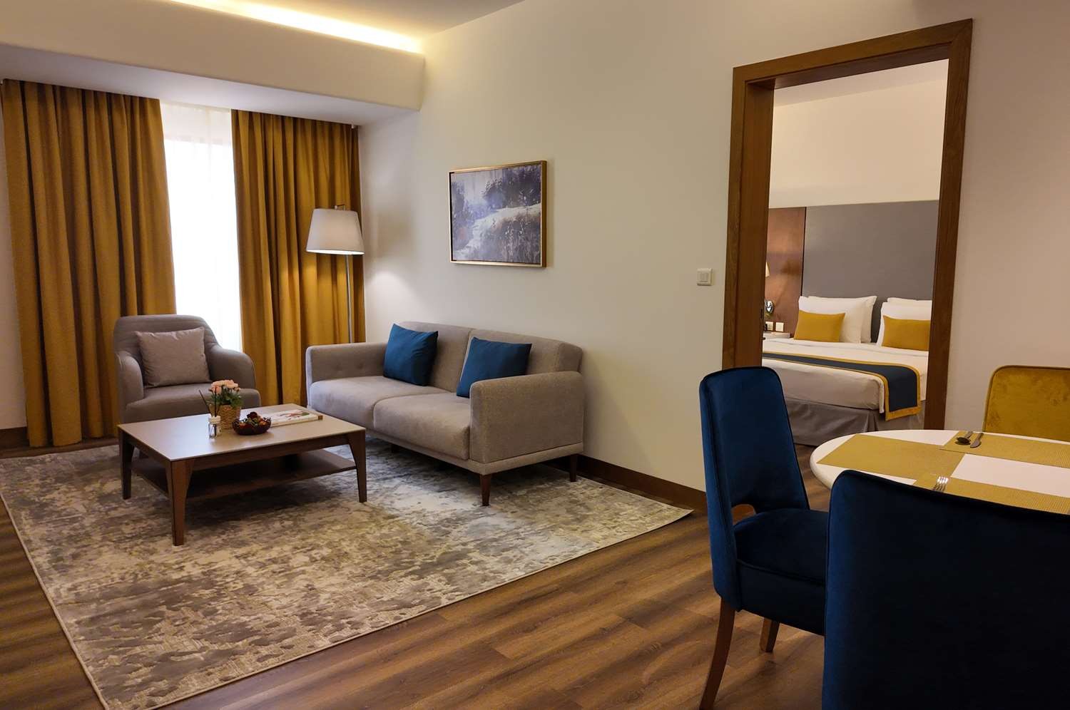 Golden Tulip Muscat