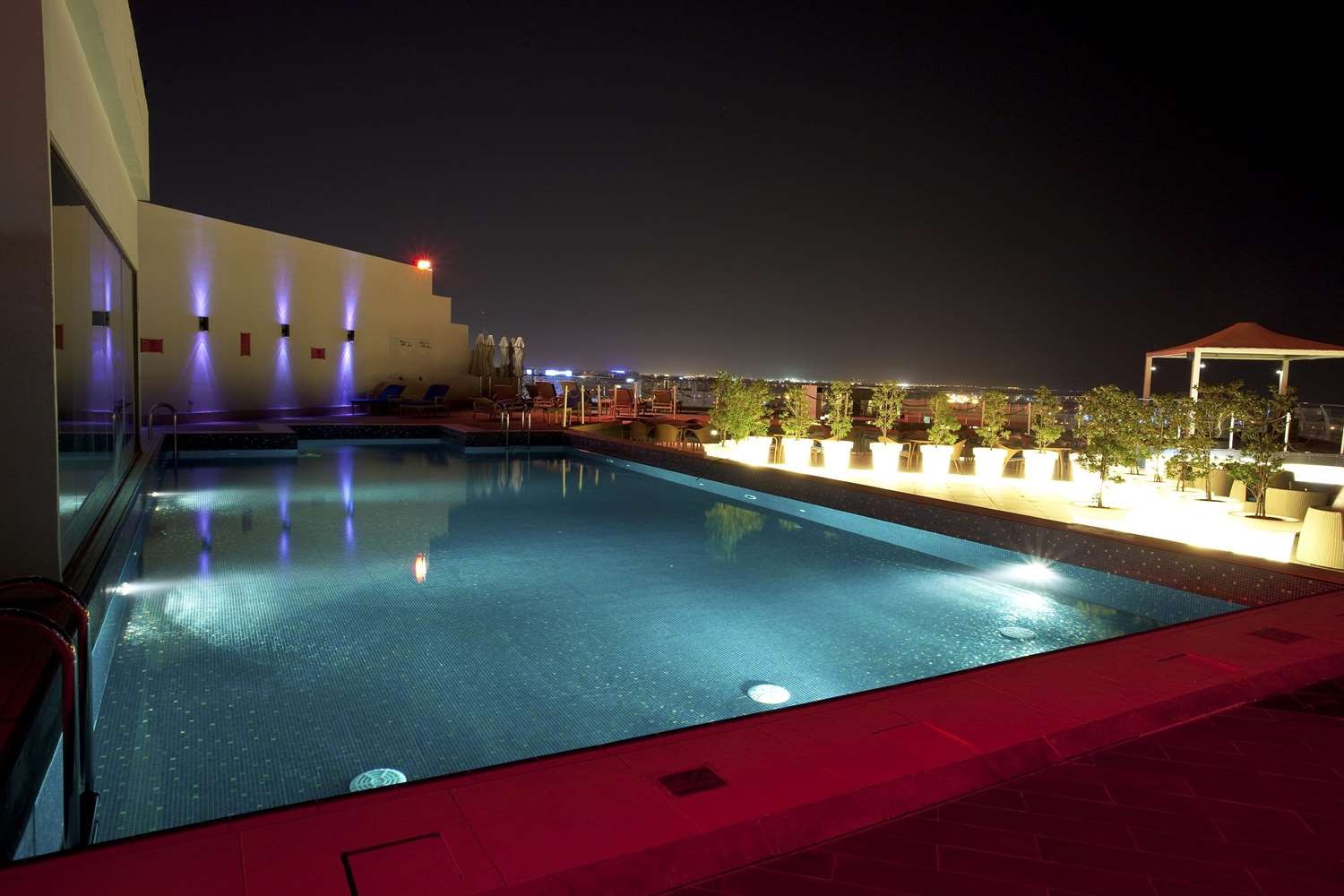 Golden Tulip Muscat