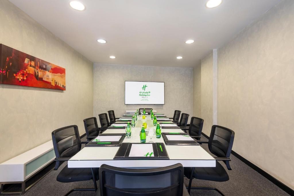 Holiday Inn AlSeeb Muscat, an IHG Hotel