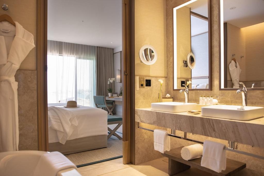 Jumeirah Muscat Bay Hotel