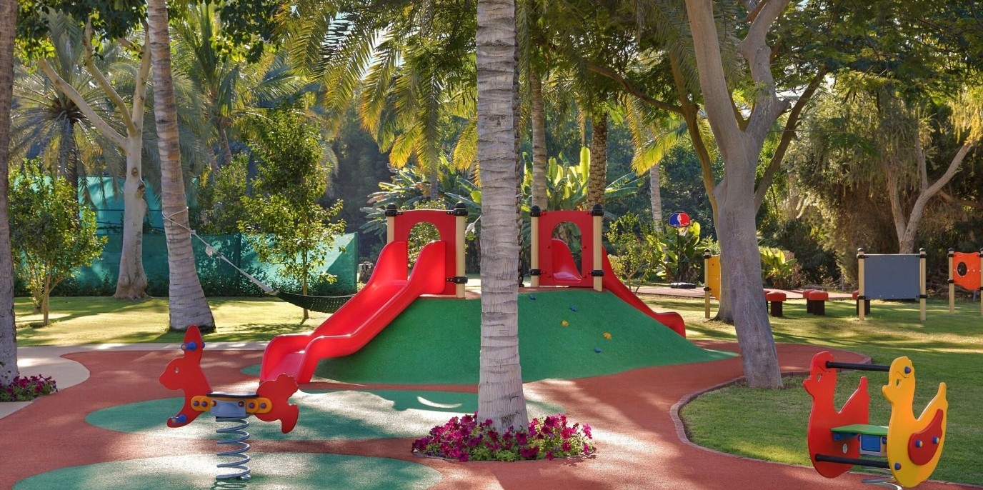 Al Bustan Palace