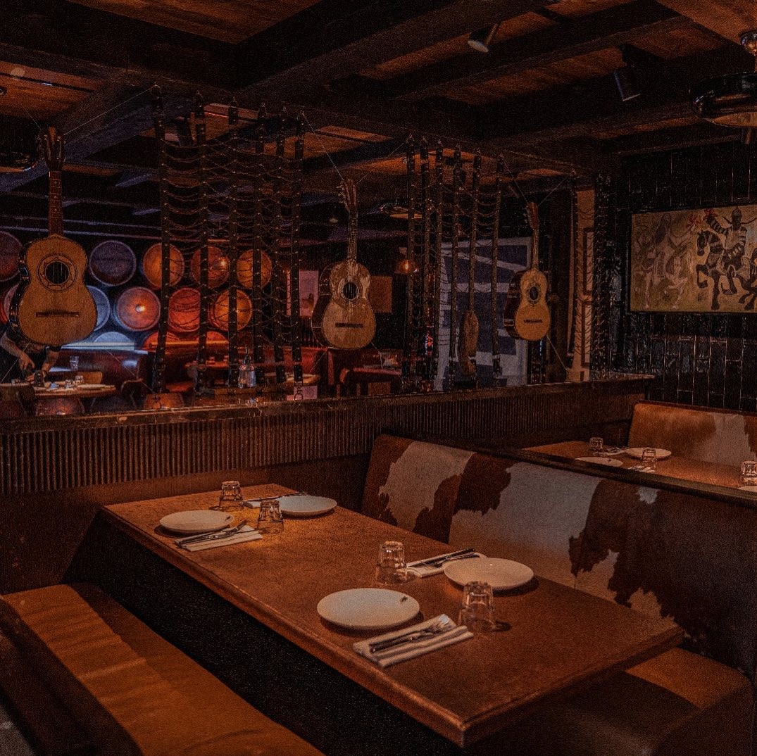 La Bodega Negra