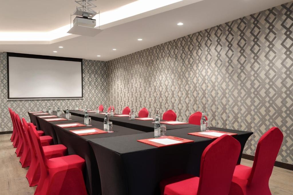 Ramada Encore by Wyndham Muscat Al Ghubra