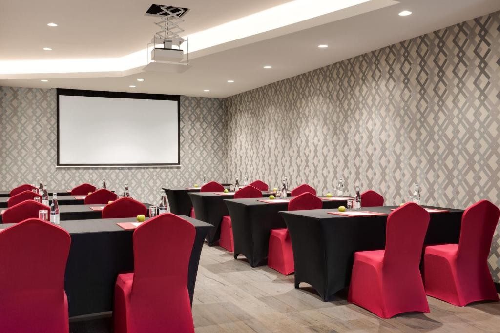 Ramada Encore by Wyndham Muscat Al Ghubra