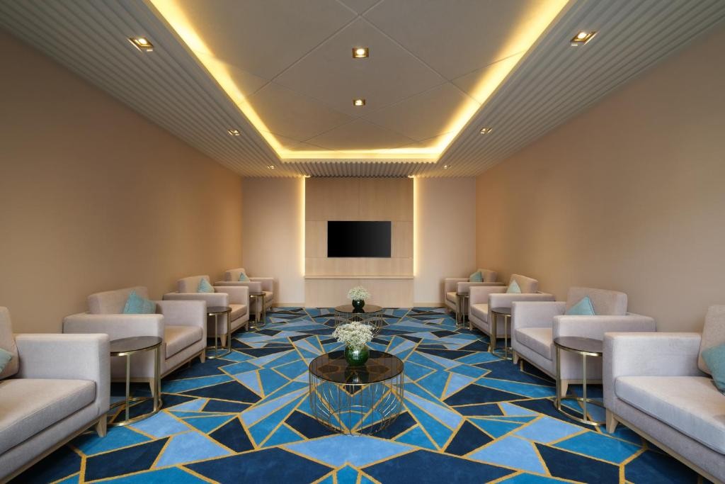 Maani Muscat Hotel  Suites Oman Boulevard Mall