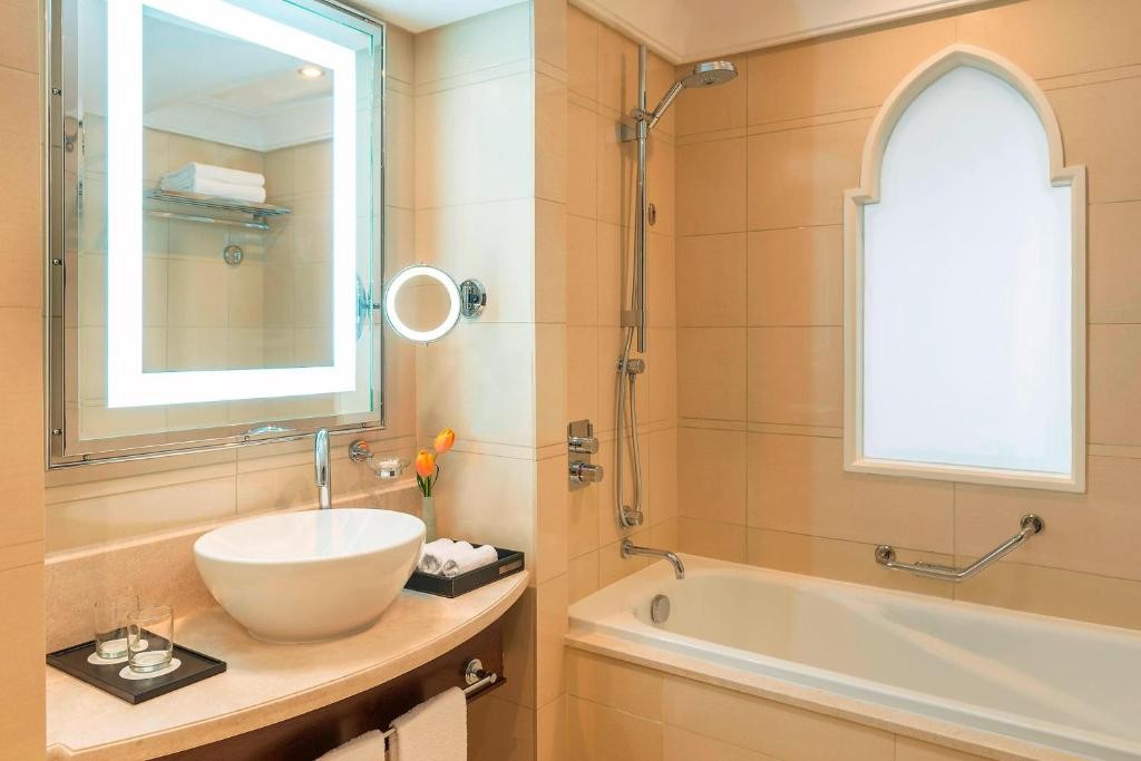 Sheraton Oman Hotel