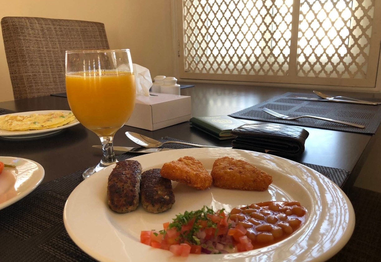 Food & Drinks