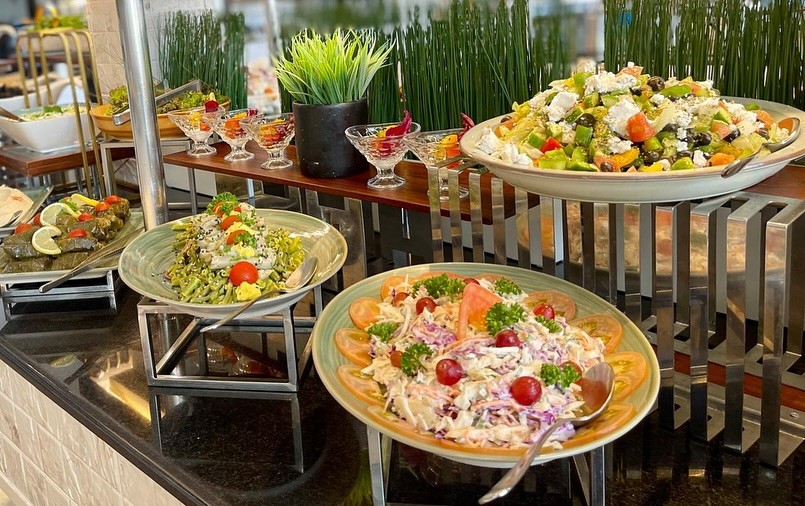Food & Drinks