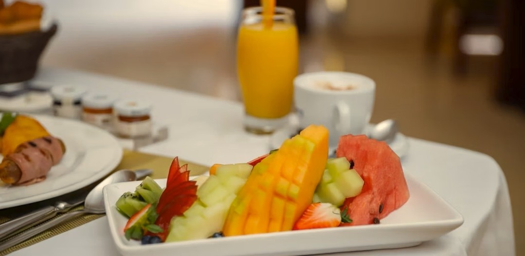 Food & Drinks