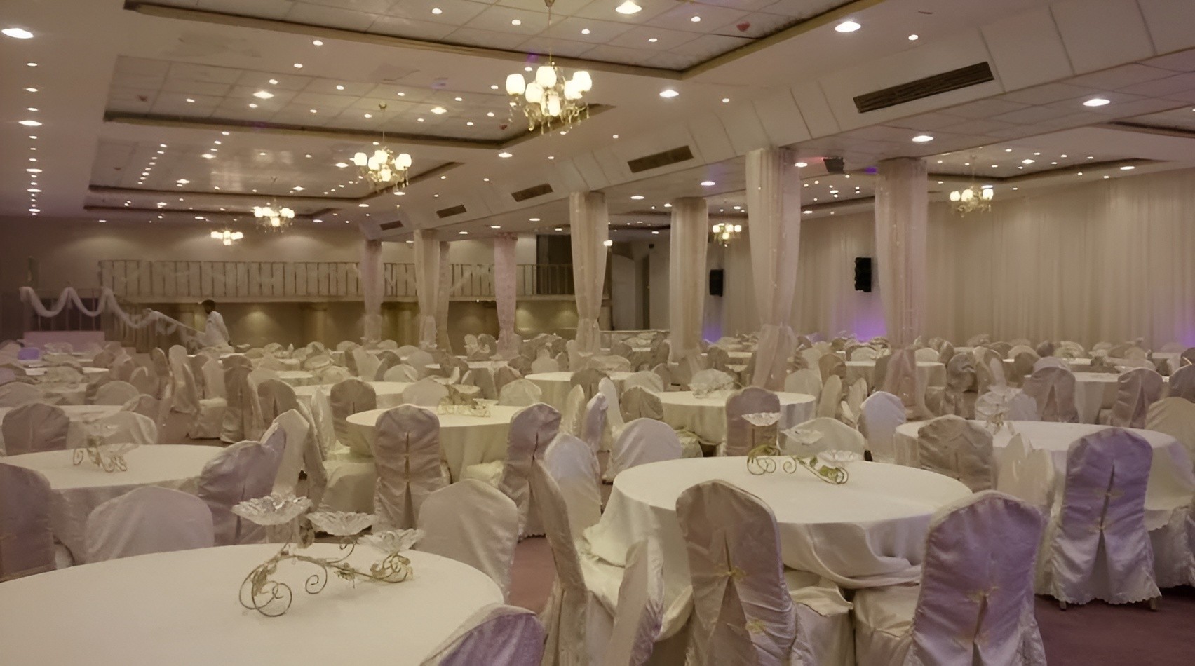 Dana Hall Madinah