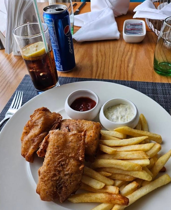 Food & Drinks