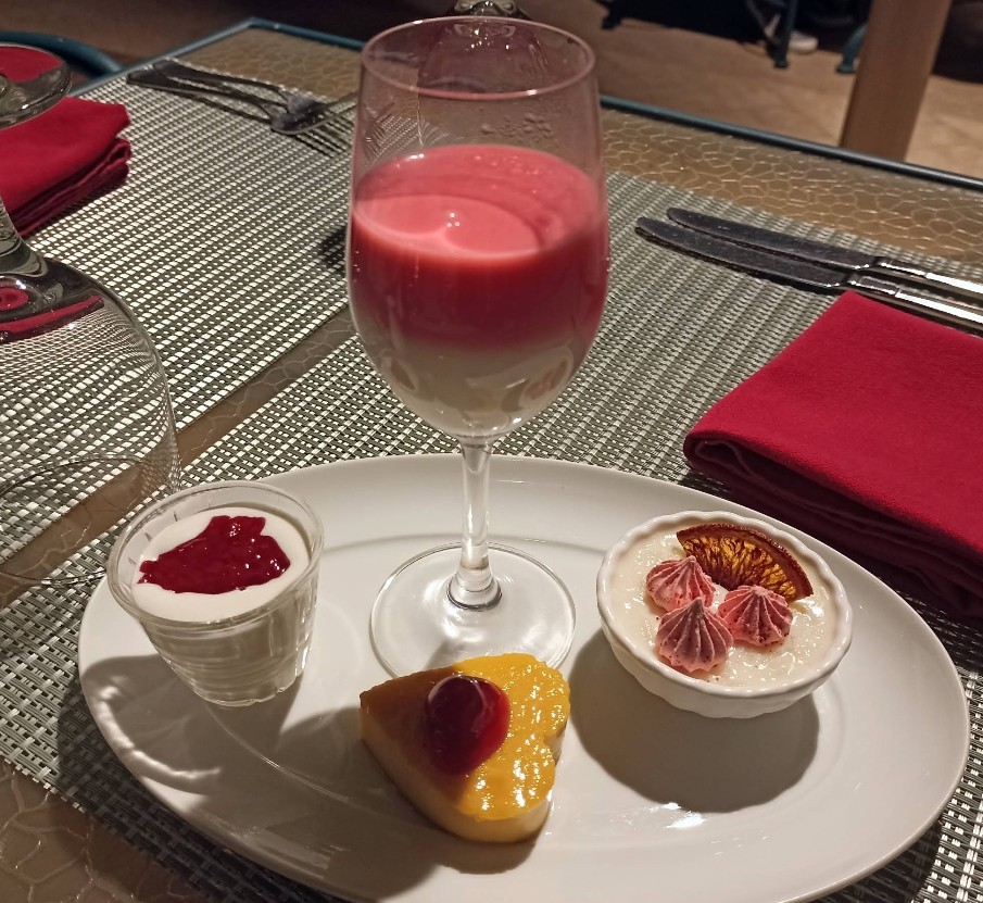 Food & Drinks