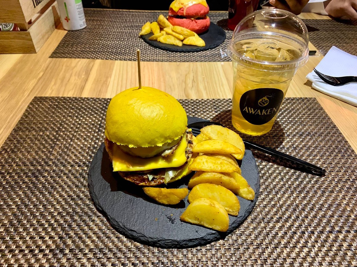 Awaken Cafe Madinah