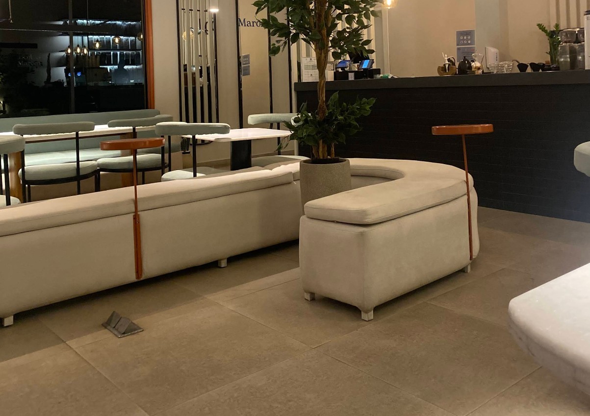 Cafe
