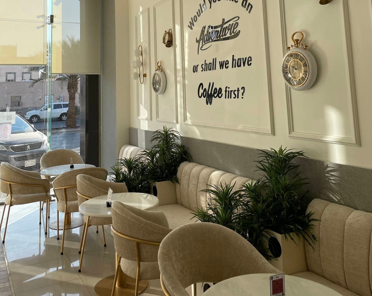 10 O' Clock Cafe