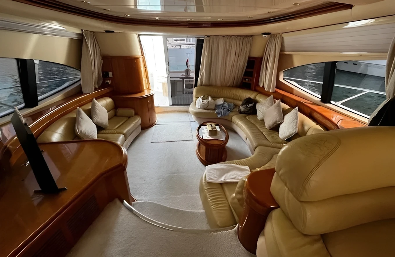 Azimut 62 Lucky Star Yacht