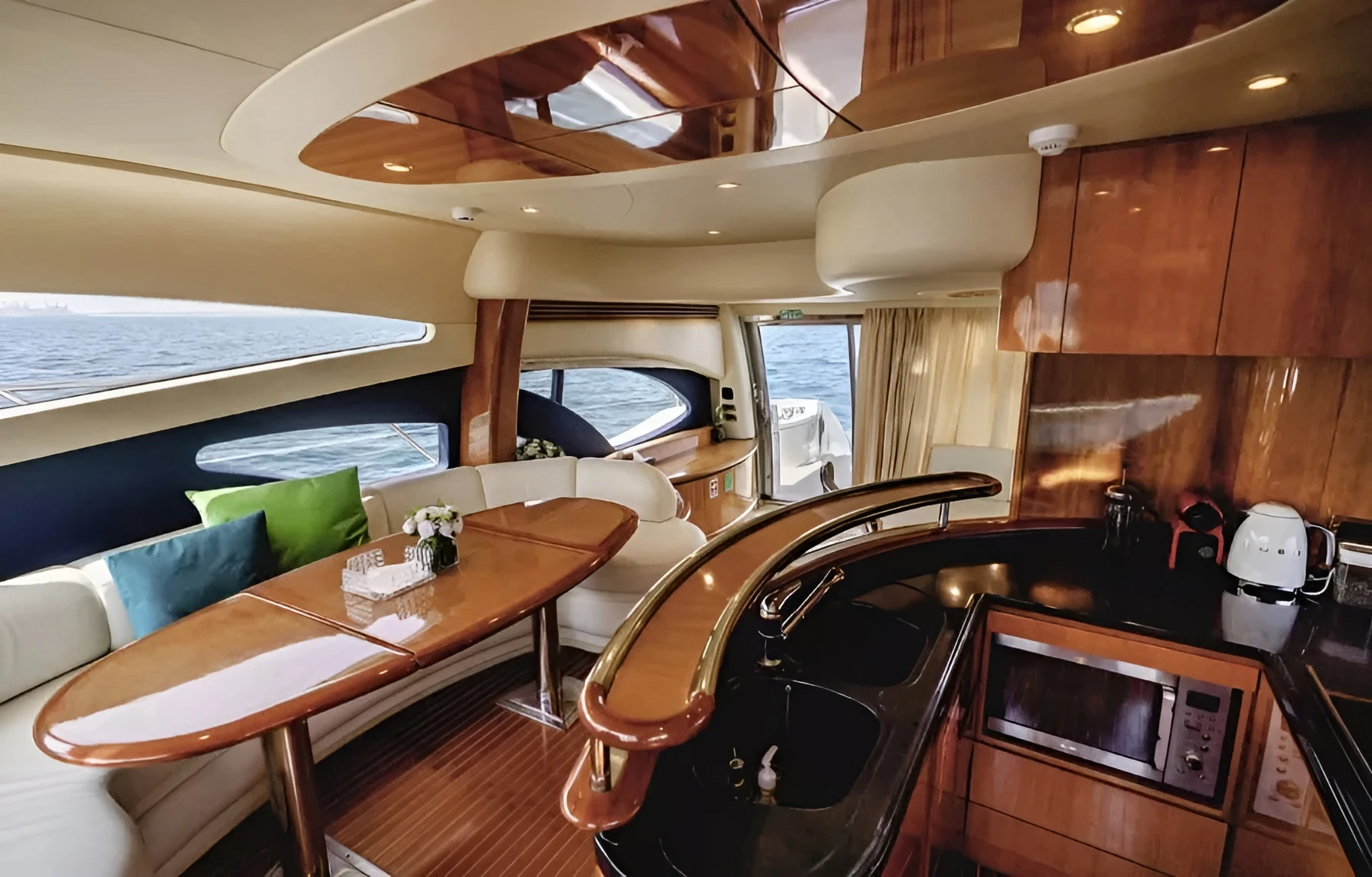 Azimut 62 Lucky Star Yacht