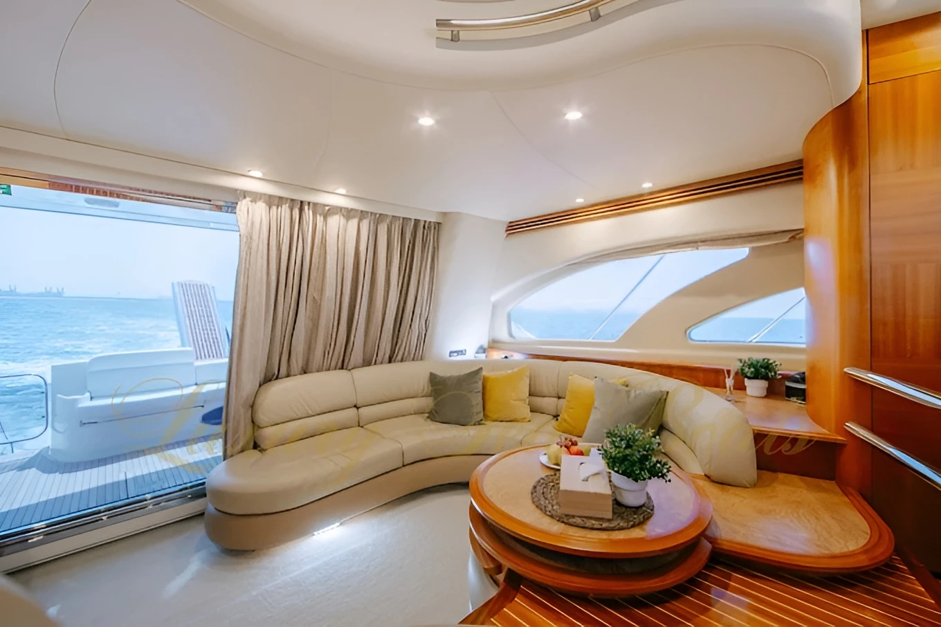 Azimut 62 Lucky Star Yacht