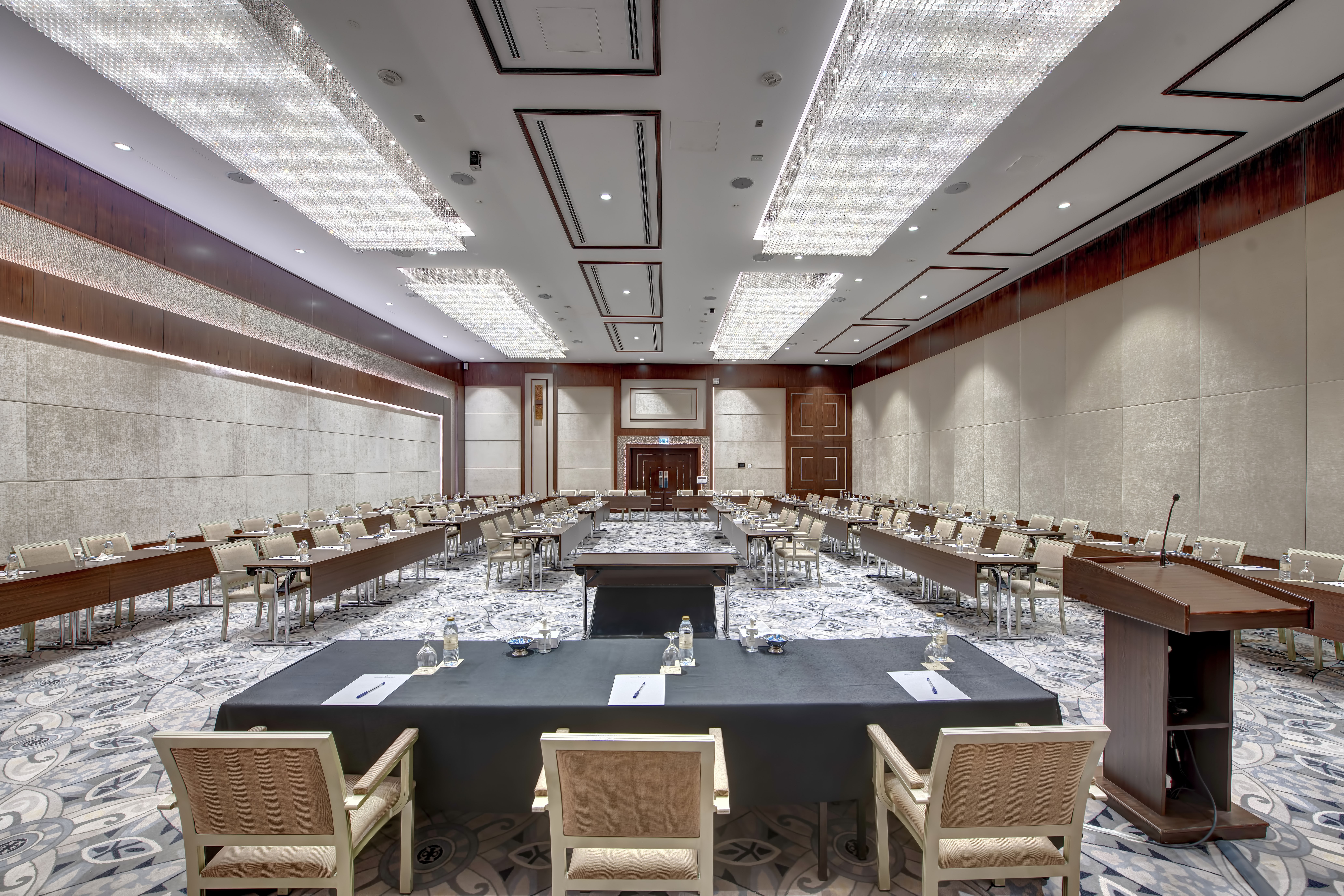 AL SHINDAGAH BALLROOM A (Half Ballroom)