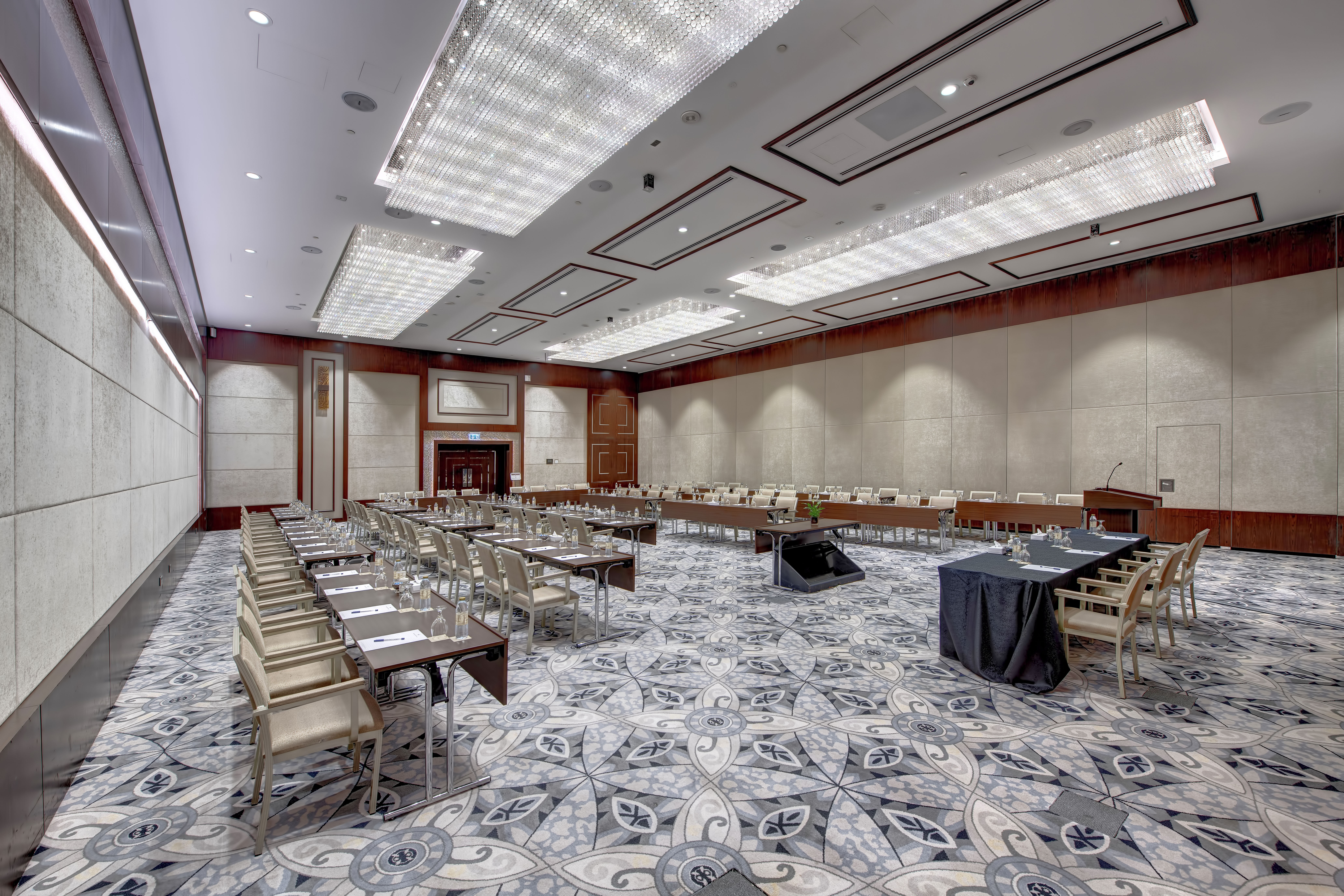 AL SHINDAGAH BALLROOM A (Half Ballroom)