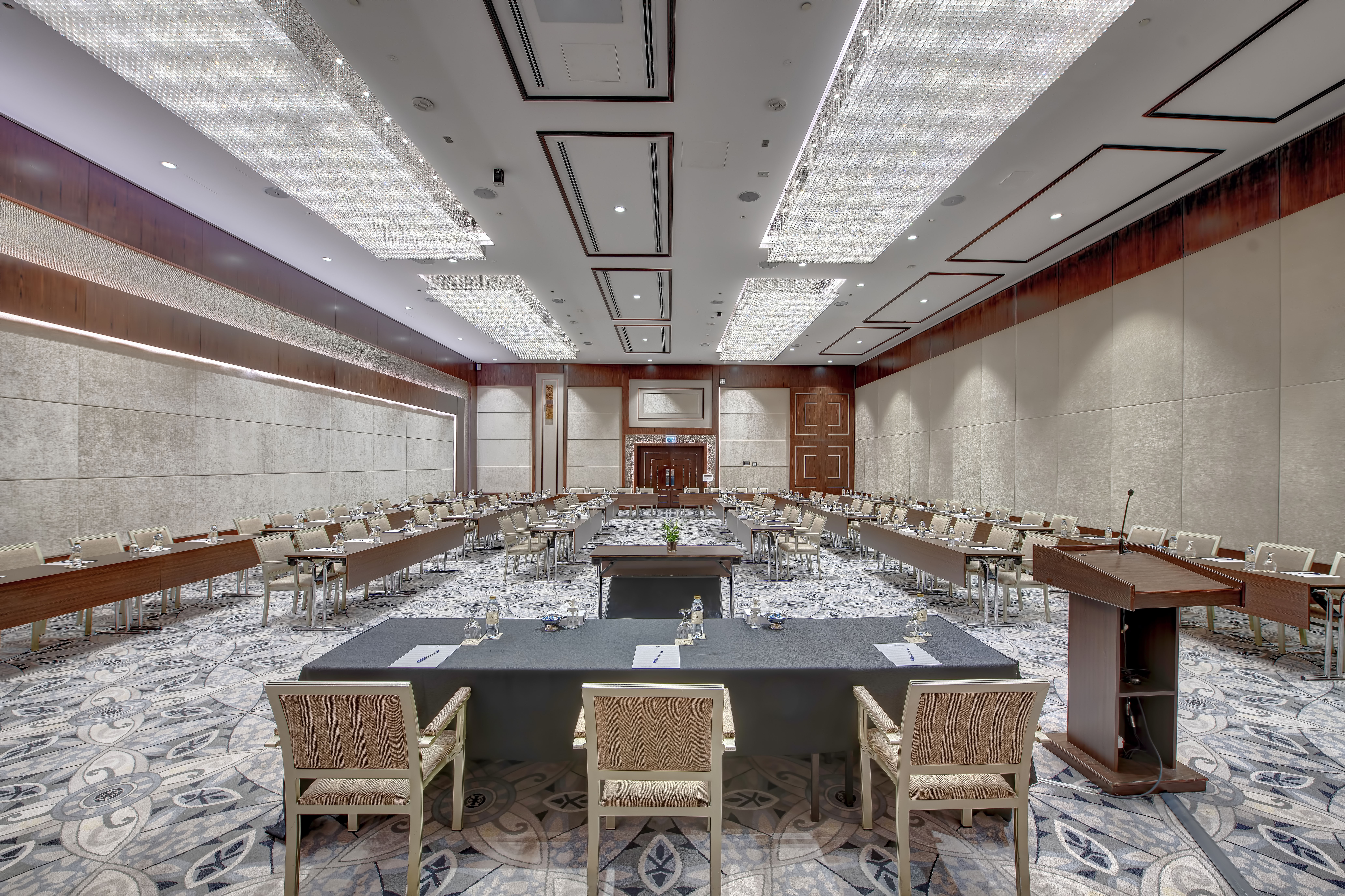 AL SHINDAGAH BALLROOM A (Half Ballroom)