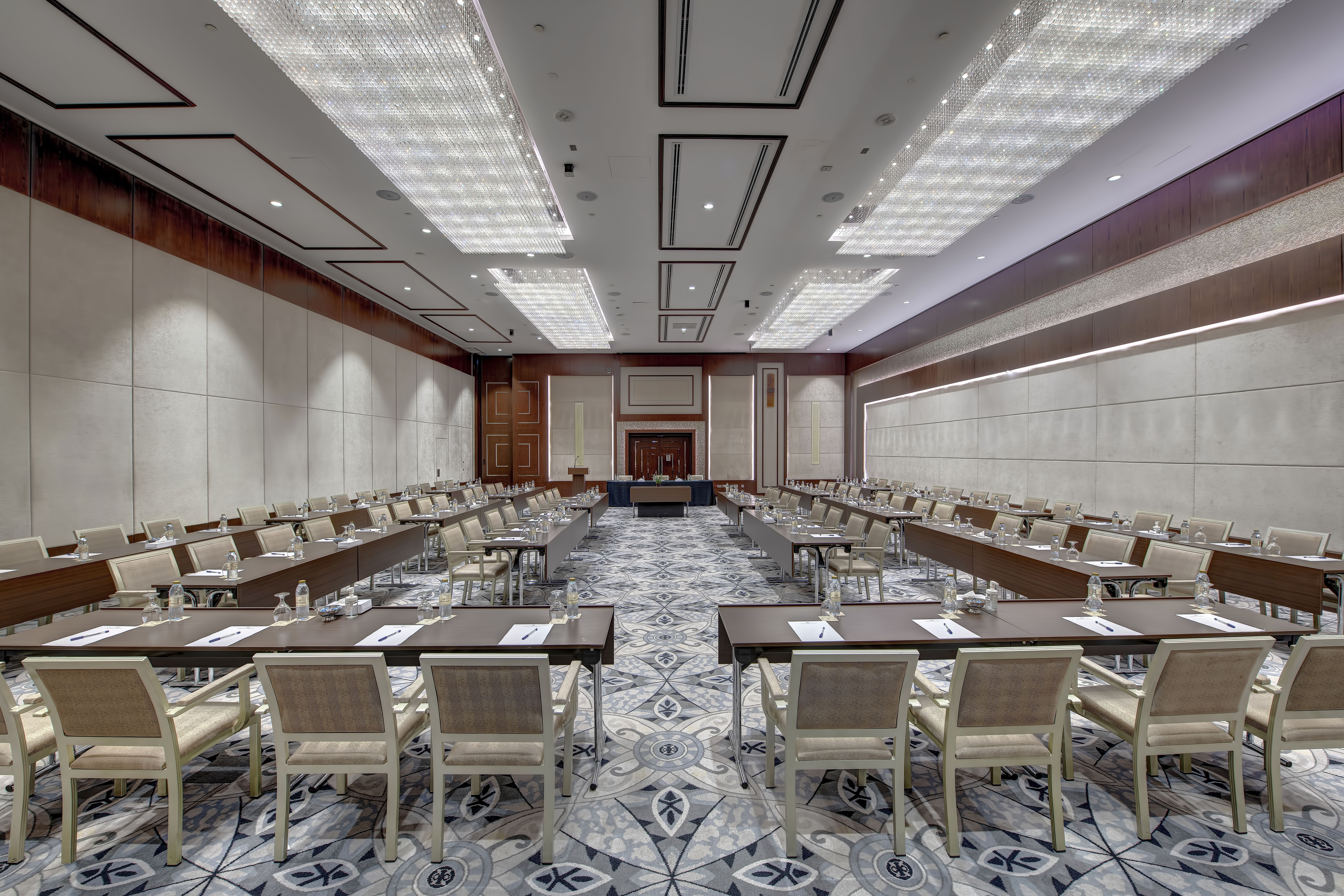 AL SHINDAGAH BALLROOM A (Half Ballroom)