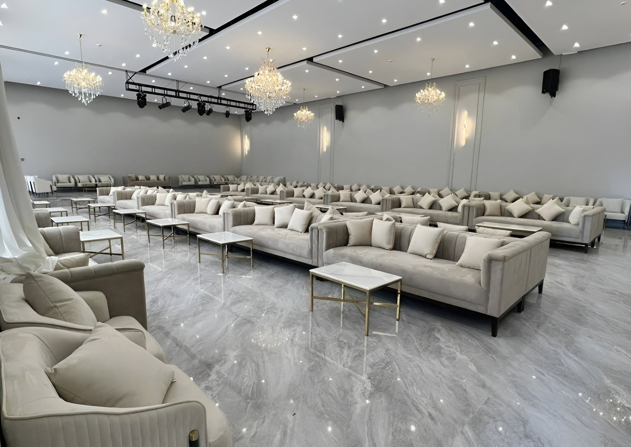 Al Mulberry Hall For Celebrations And Conferences Taif