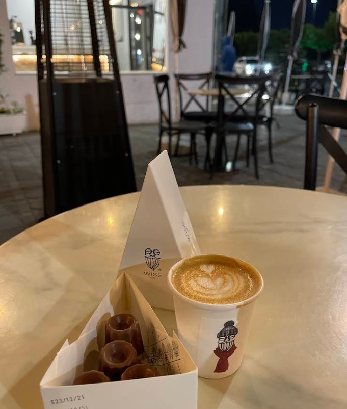 Food & Drinks