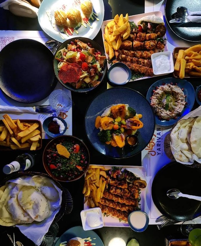 Food & Drinks