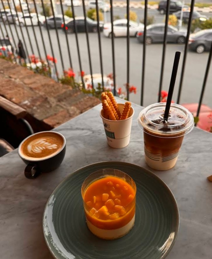 Food & Drinks