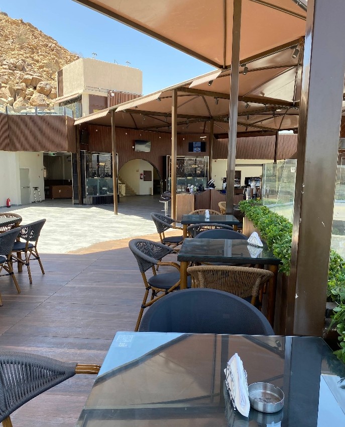 Yaz Cafe & Lounge
