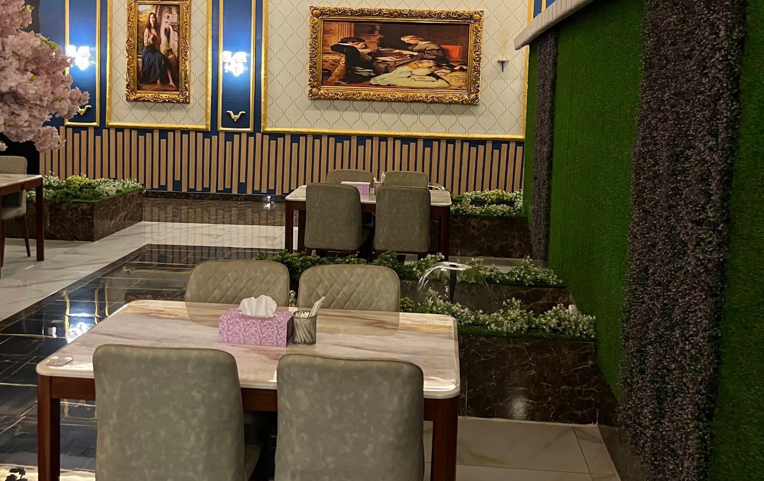 Como Cafe Najran