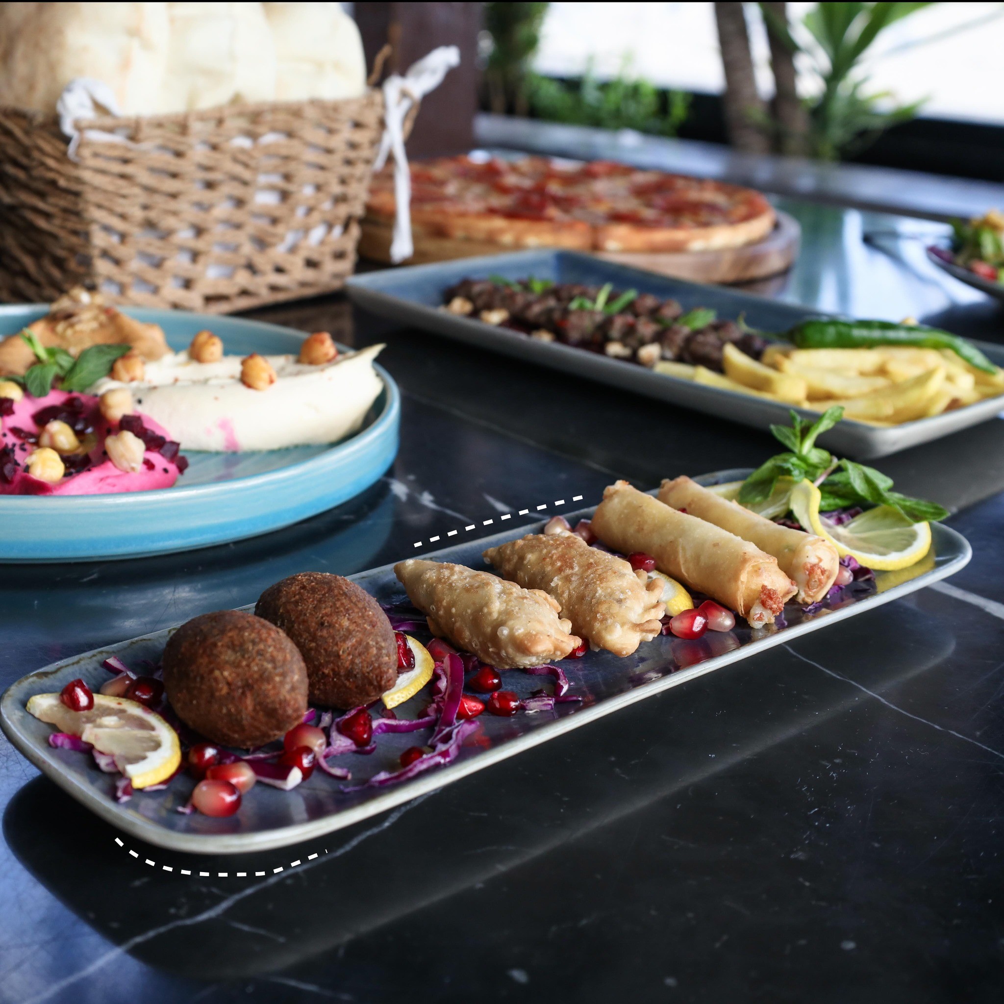 Food & Drinks