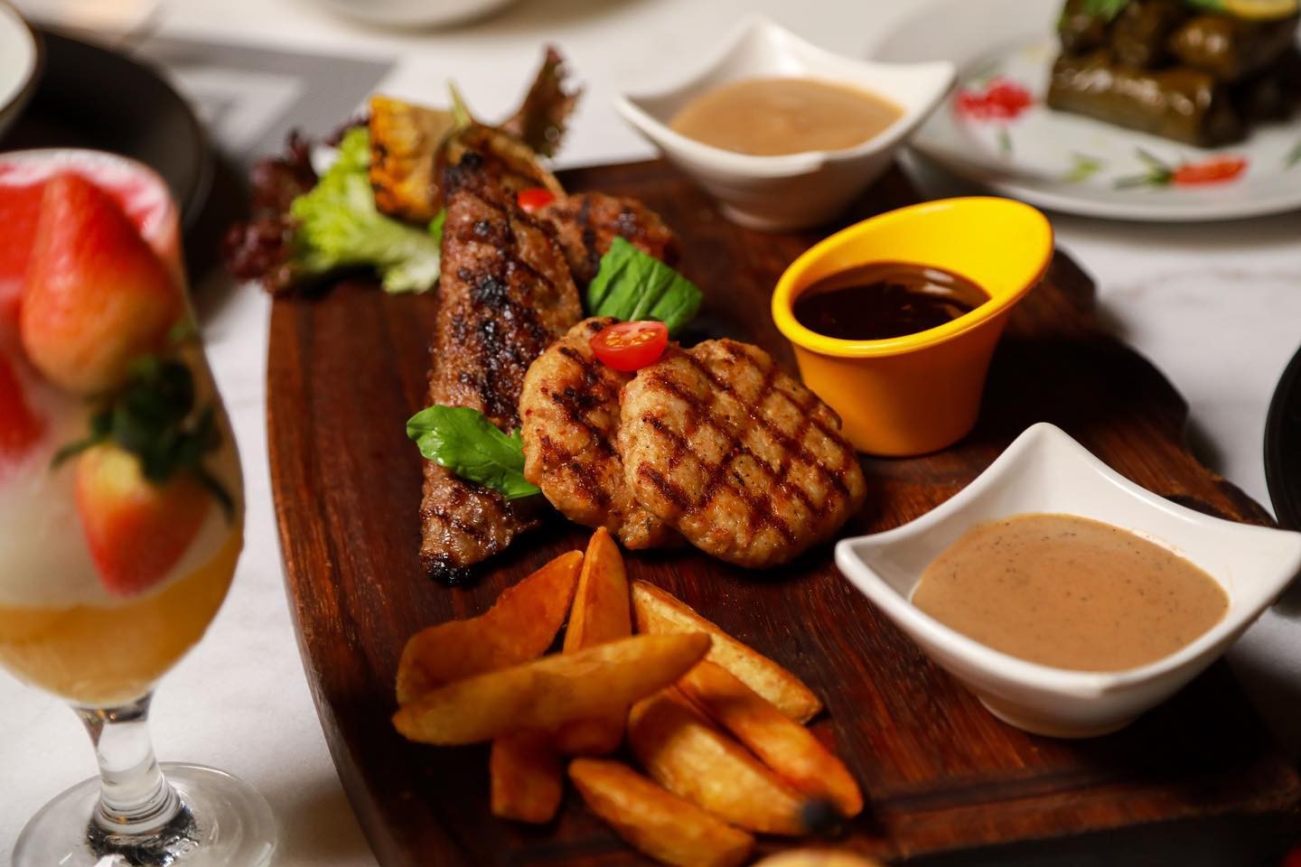 Food & Drinks