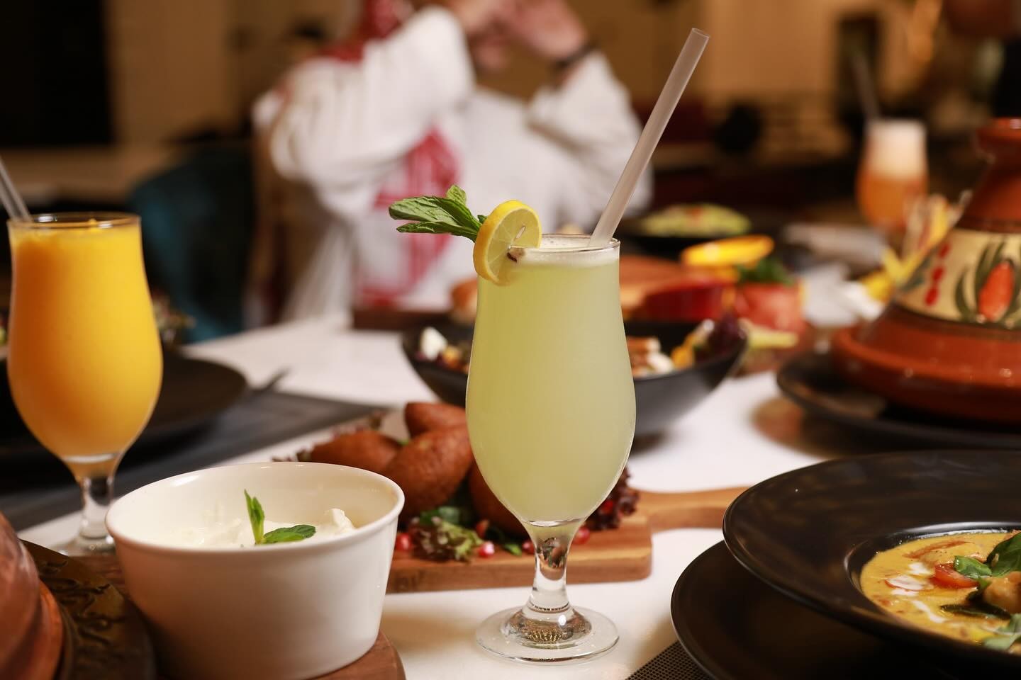 Food & Drinks