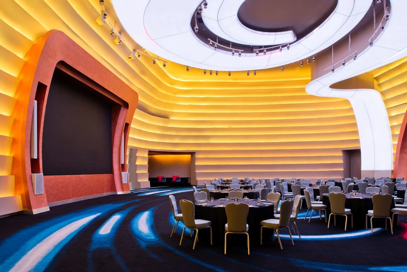 V Hotel