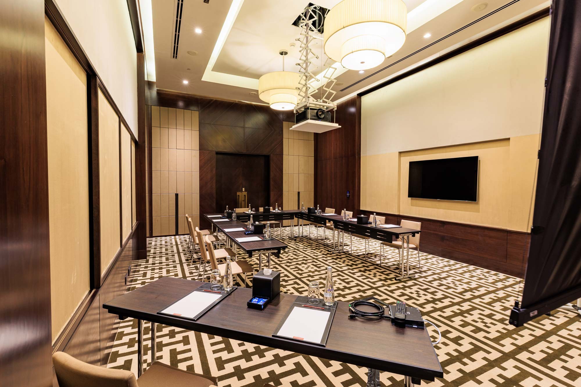 Grand Hyatt Abu Dhabi - Qimasha 3