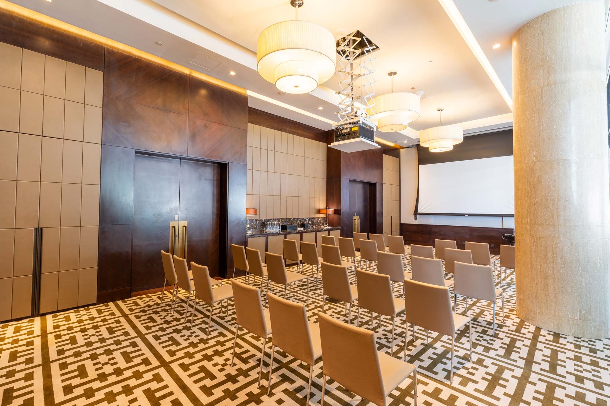 Grand Hyatt Abu Dhani - Dana 3