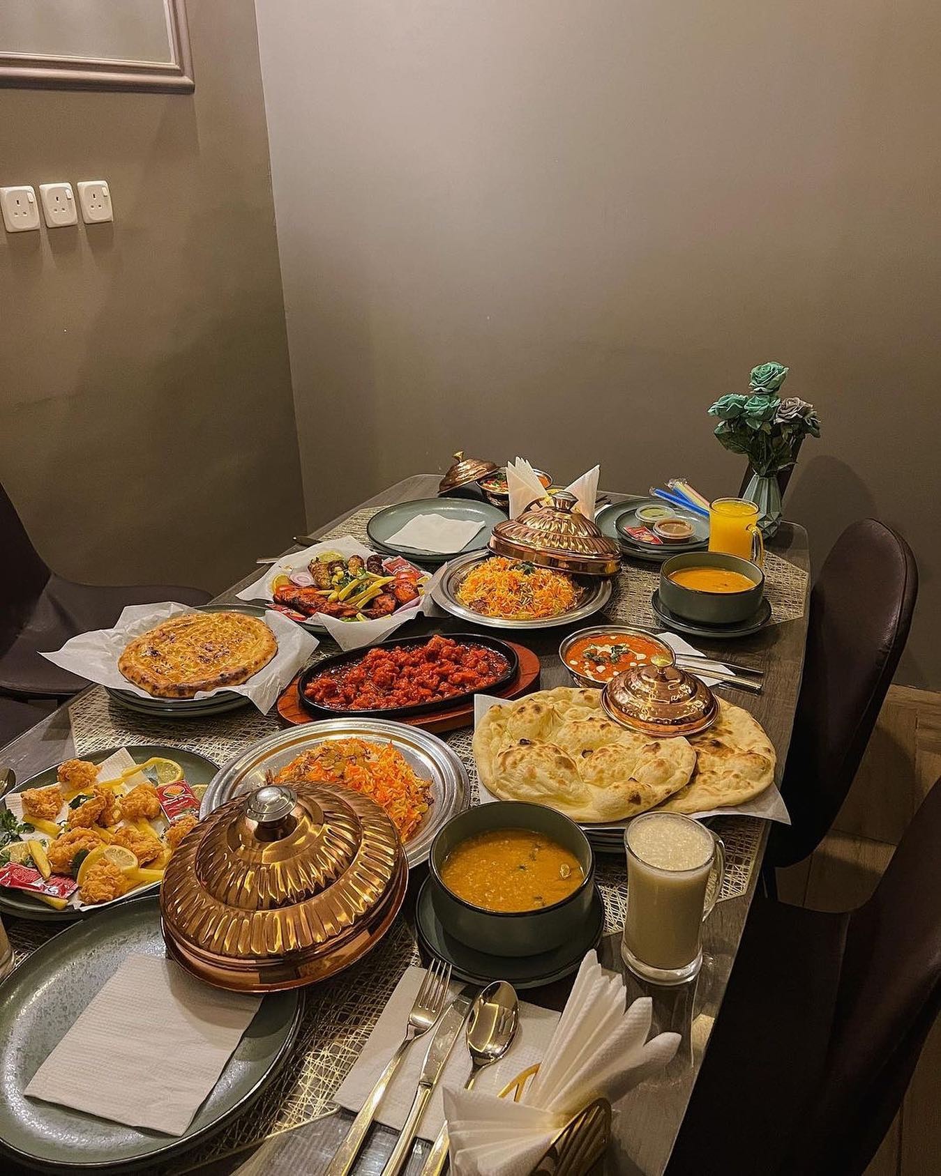 Food & Drinks