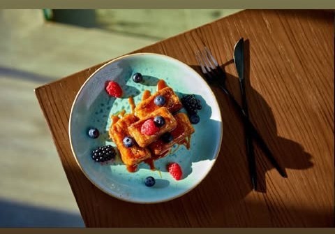 Ly Restaurant Hail