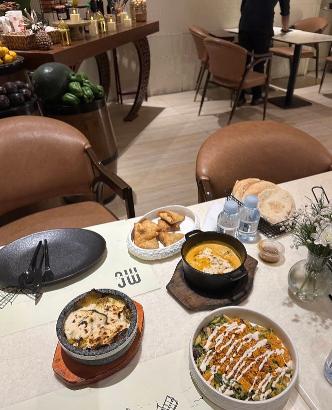 Food & Drinks