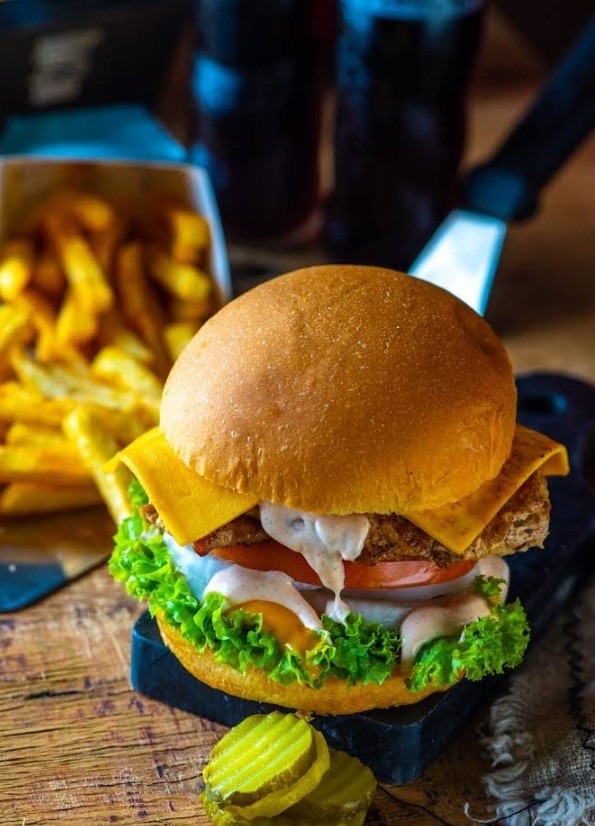 Food & Drinks