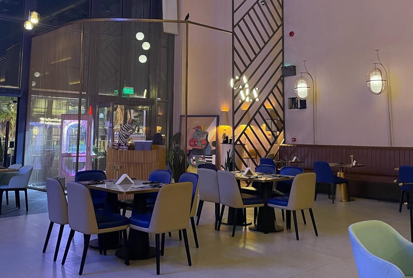 Cama Resturant