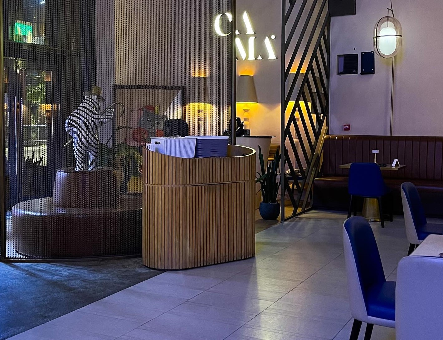 Cama Resturant