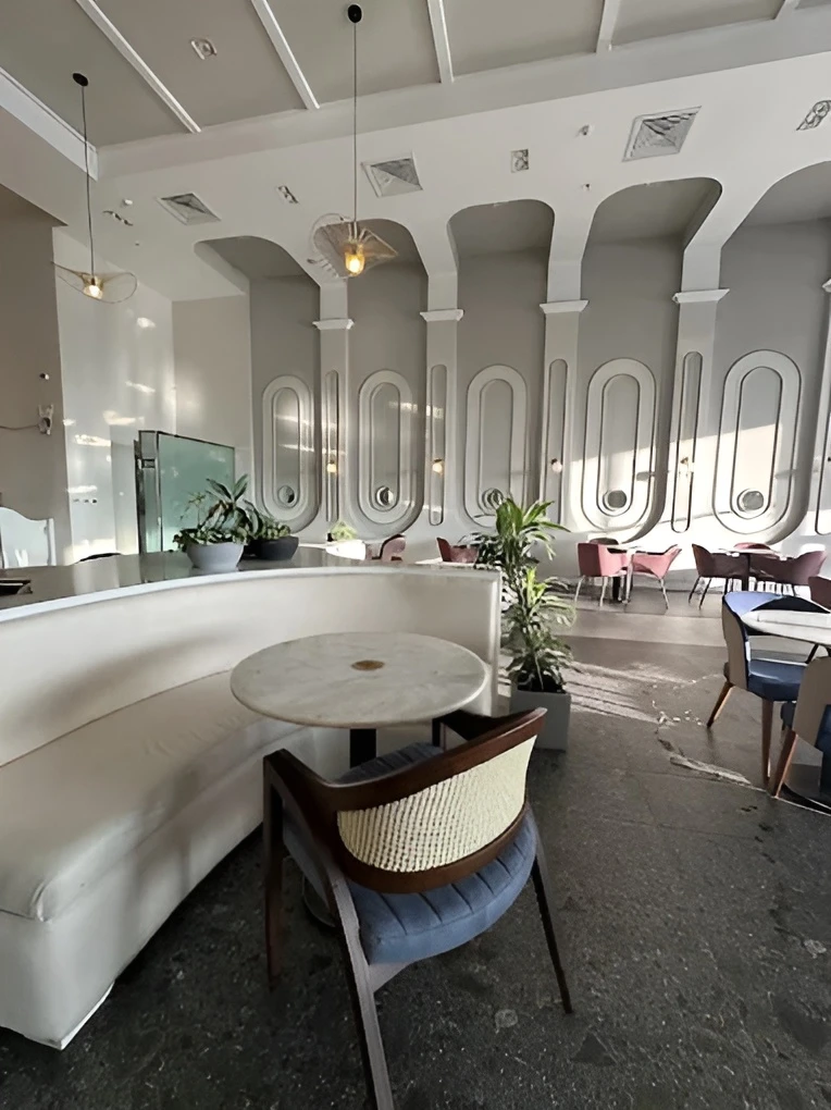 La Vie Cafe Bisha