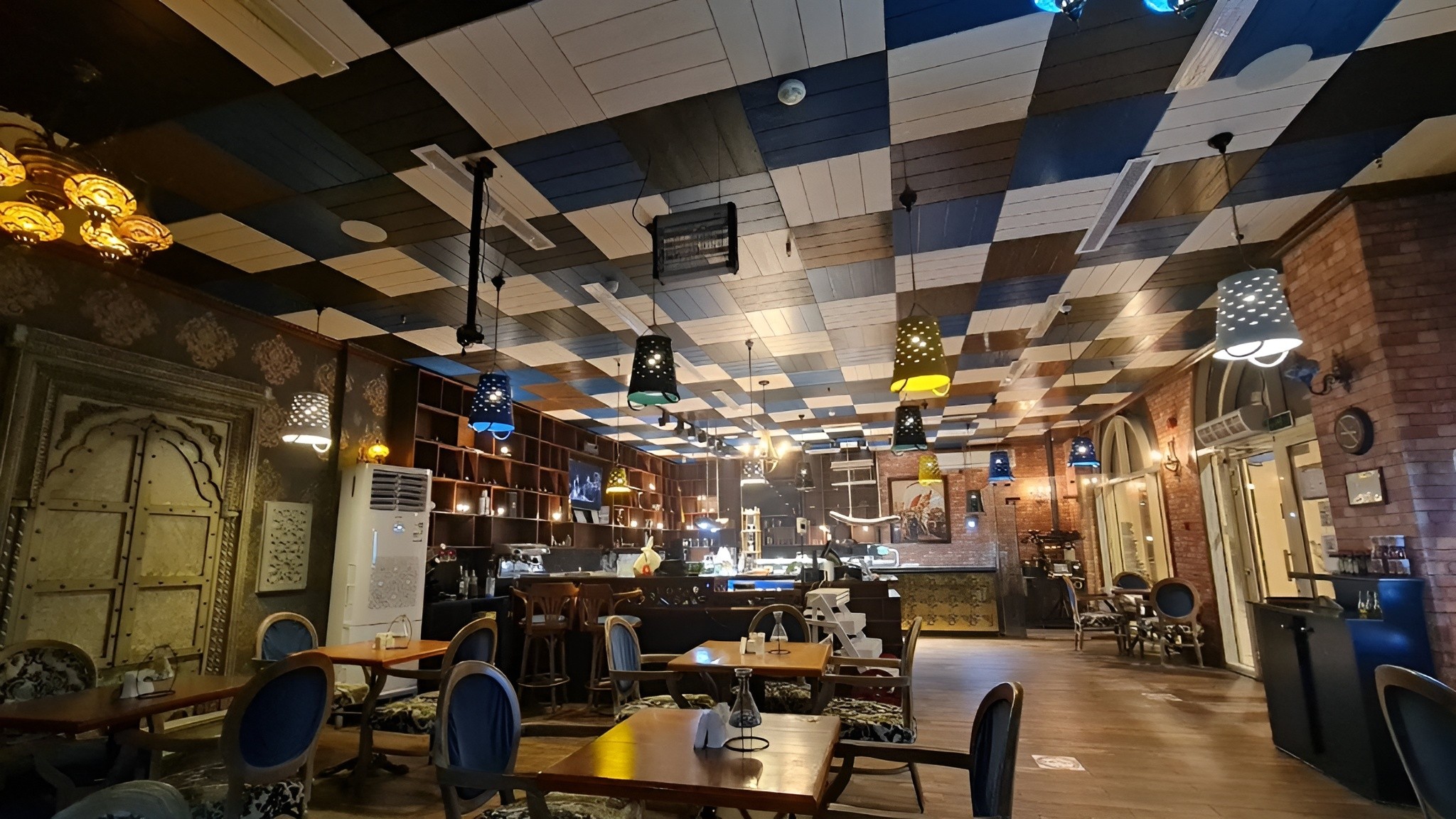 Osmanlizadeler Restaurant KAEC