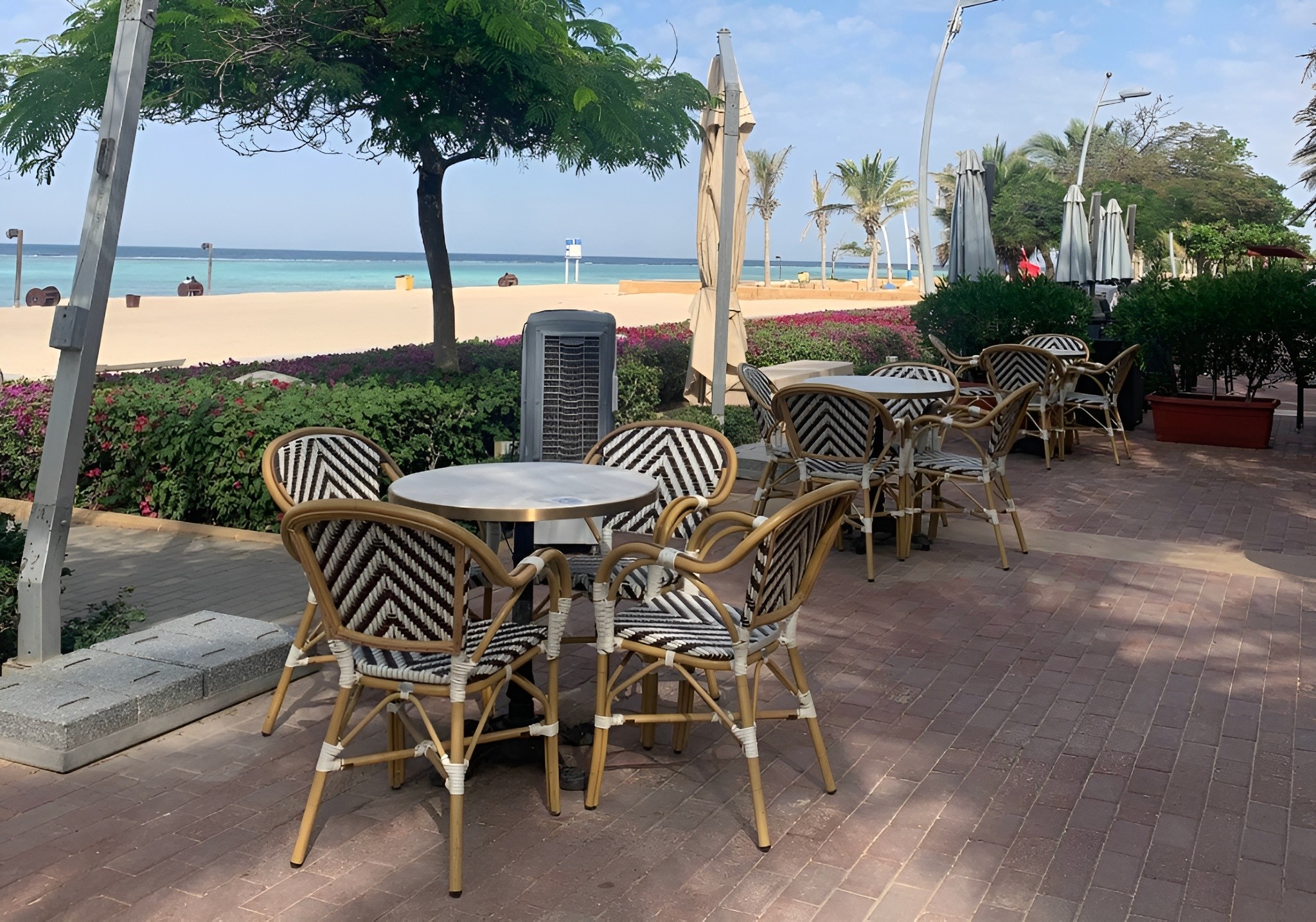 Bert's Cafe KAEC
